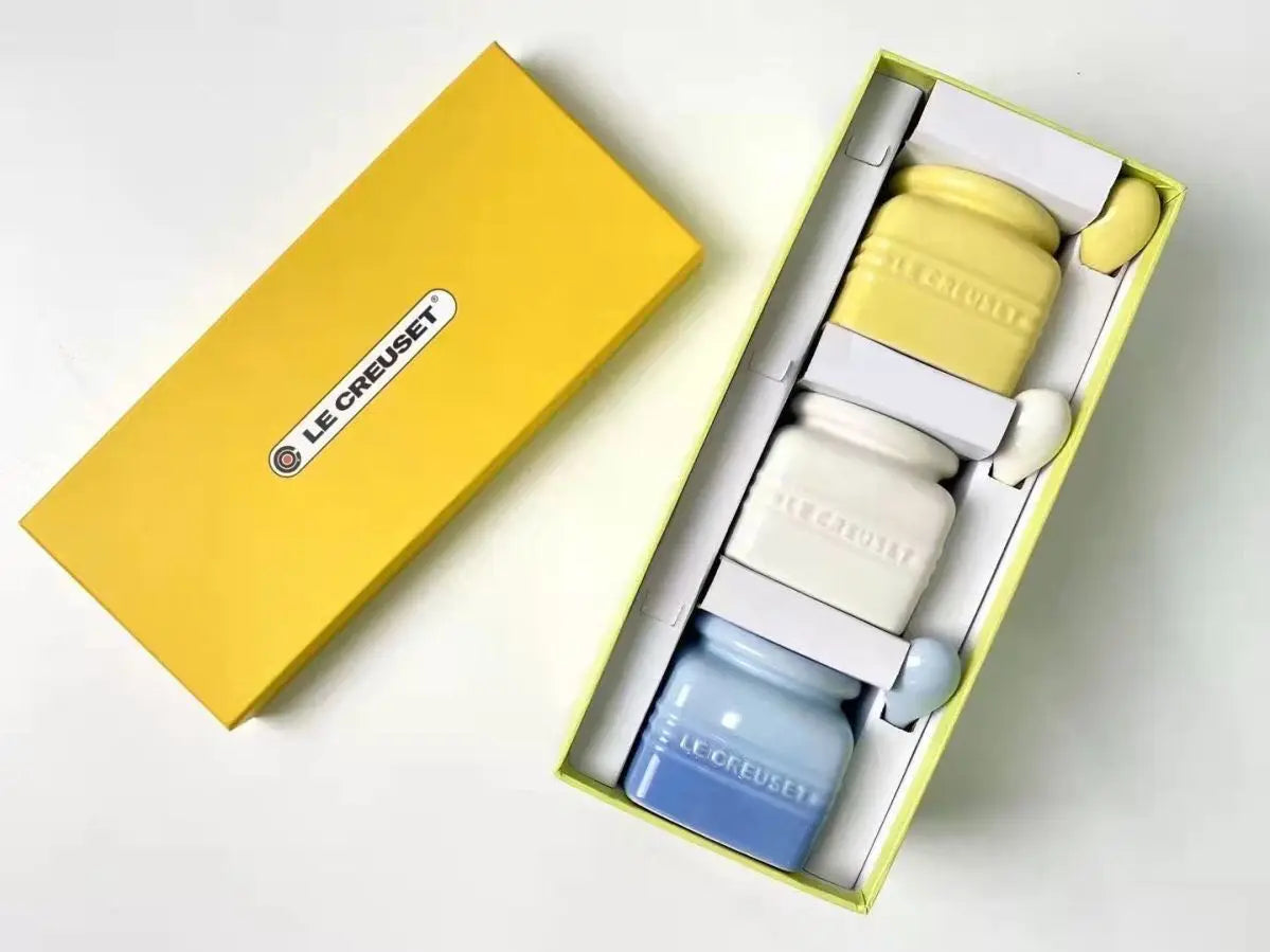 Salt And Pepper Jar Set Ceramic Organizer Small Things Herb Shakers Sugar Spice Jars With Spoon Cover Cozinha Kitchen Gadgets